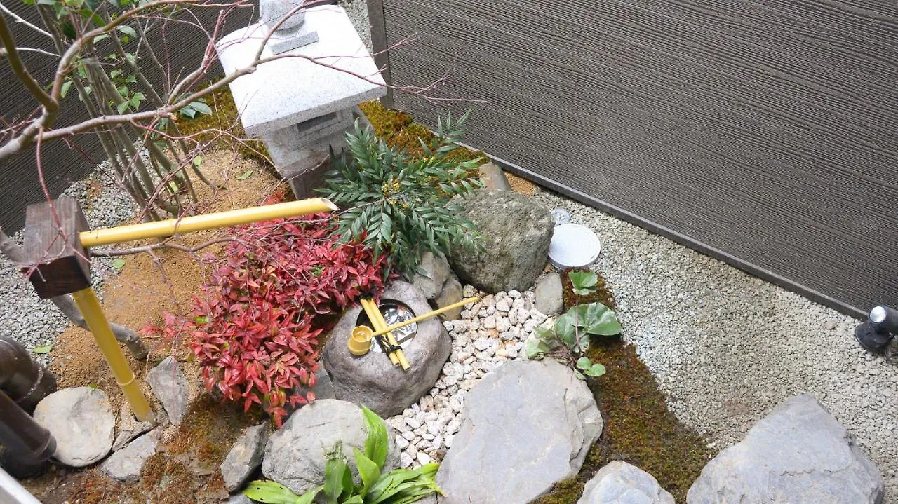 Nishioji Fukuro 西大路梟 Villa Kyoto 0*,  Japan