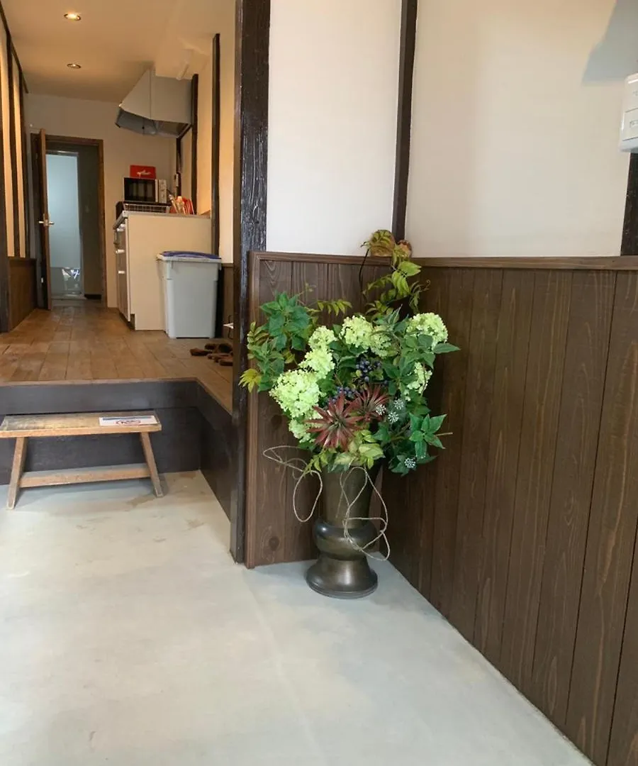 Nishioji Fukuro 西大路梟 Villa Kyoto Japan